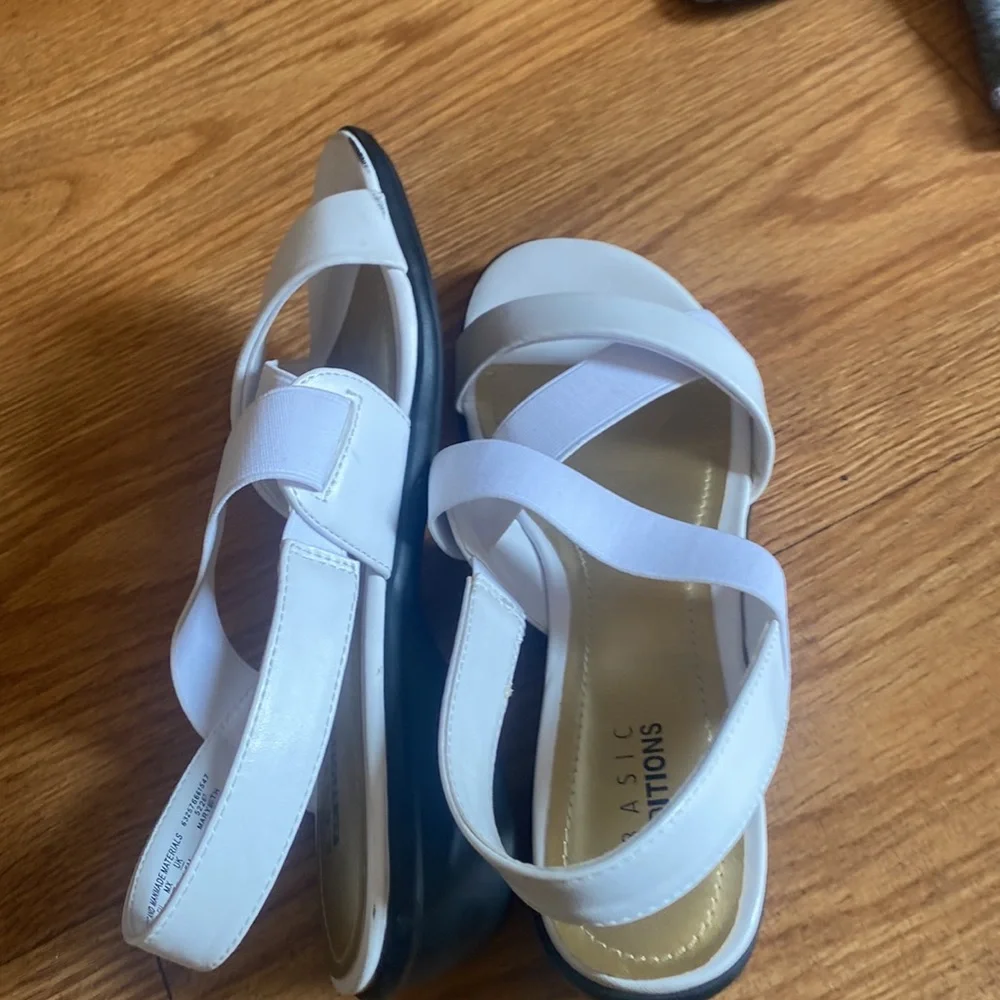 Basic Edition - Picture 3 of 4